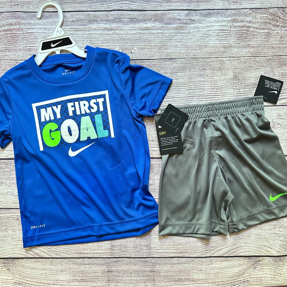 Nike Boys First Goal 2 Piece T-shirt & Short Set NEW